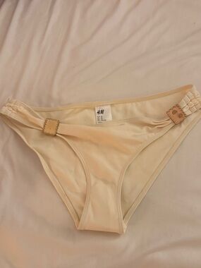 H&M Cream Girls' Swim Bikini Bottoms with Side Buckle Detail
